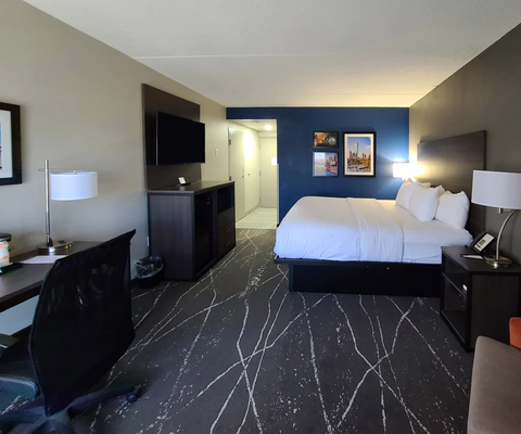 Guest room | Comfort Inn, Milford MA Hotels