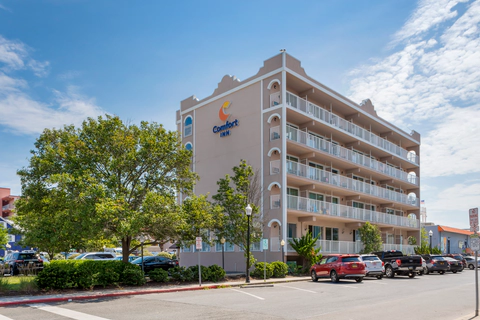 Hotel Parking Area | Comfort Inn, Ocean-city MD Hotels