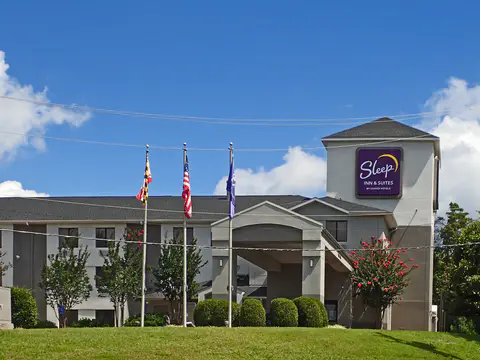 Hotel entrance | Sleep Inn, California MD Hotels