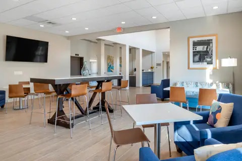 Hotel lobby | Ascend Hotel Collection, Leonardtown MD Hotels