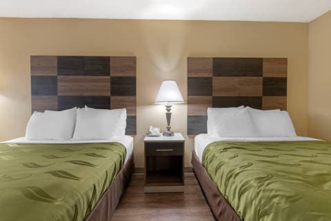 Guest room with two beds | Quality Inn, Bemidji MN Hotels