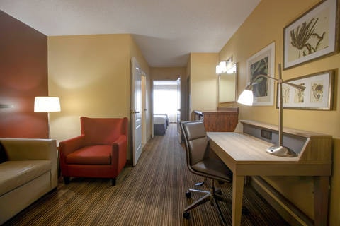 Queen suite | Comfort Inn, Vadnais-heights MN Hotels