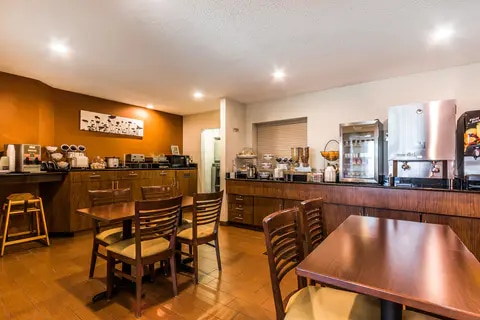 Breakfast area | Sleep Inn, Springfield MO Hotels