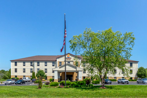 Hotel exterior | Comfort Suites, Rolla MO Hotels