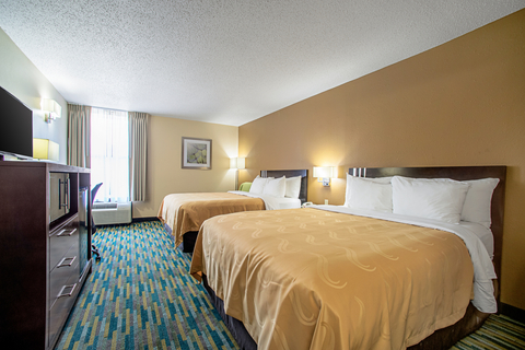 Spacious room with queen beds | Quality Inn, Pacific MO Hotels