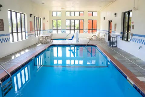Indoor pool with hot tub | Comfort Inn, Sikeston MO Hotels
