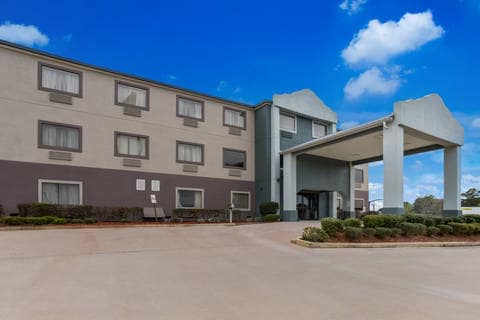 Hotel exterior | Quality Inn, Pearl MS Hotels