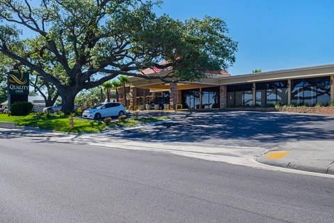 Hotel exterior | Quality Inn, Biloxi MS Hotels