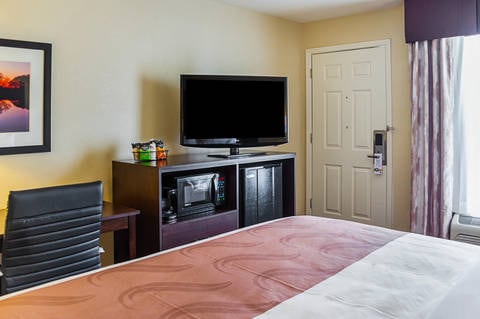 Guest room | Quality Inn, Vicksburg MS Hotels