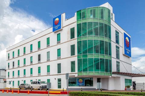 Hotel exterior | Comfort Inn, Cancun MX-S Hotels