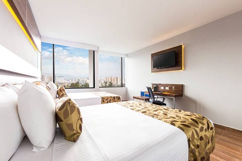 Guest room with added amenities | Sleep Inn, Cuajimalpa-de-morelos EM Hotels