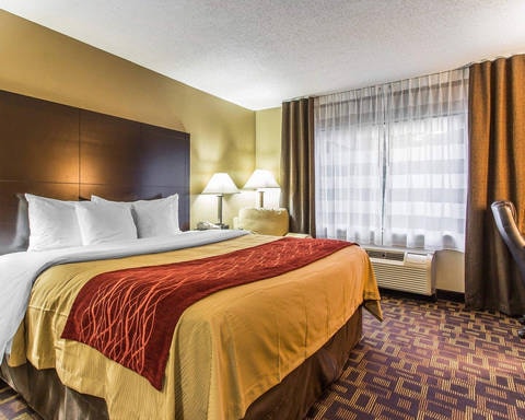 Guest room with king bed