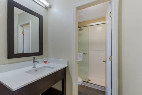 Bathroom in guest room | Econo Lodge, Havelock NC Hotels