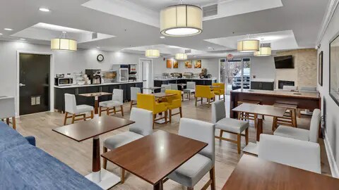 Breakfast area | Comfort Suites, Salisbury NC Hotels