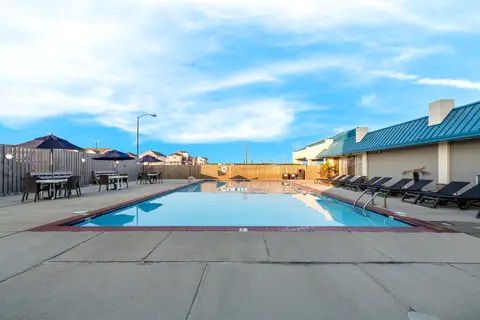 Outdoor pool | Comfort Inn, Kill-devil-hills NC Hotels