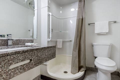 Bathroom in guest room | Rodeway Inn, Winston-salem NC Hotels