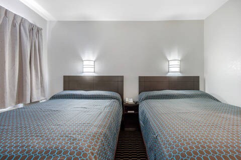 Guest room with double bed(s) | Rodeway Inn, Winston-salem NC Hotels