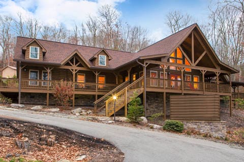 Hotel exterior | Ascend Hotel Collection, Banner-elk NC Hotels