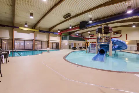 Indoor pool | Clarion, Minot ND Hotels