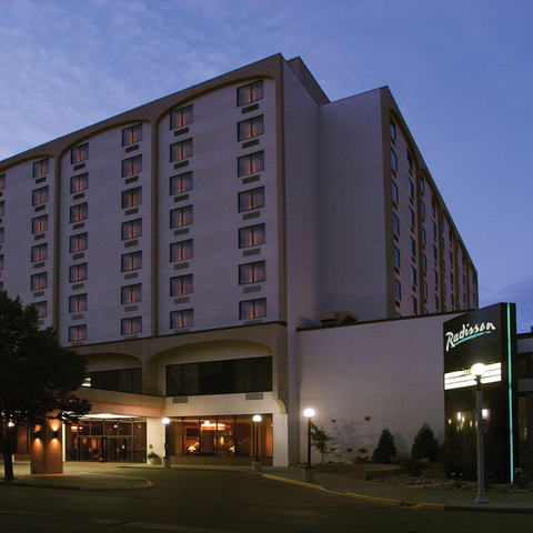 Exterior | Radisson, Bismarck ND Hotels