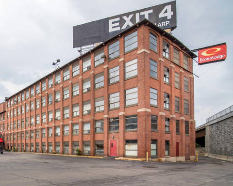 Econo Lodge hotel in Manchester, NH