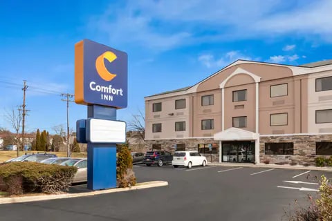 Hotel exterior | Comfort Inn, Bordentown NJ Hotels