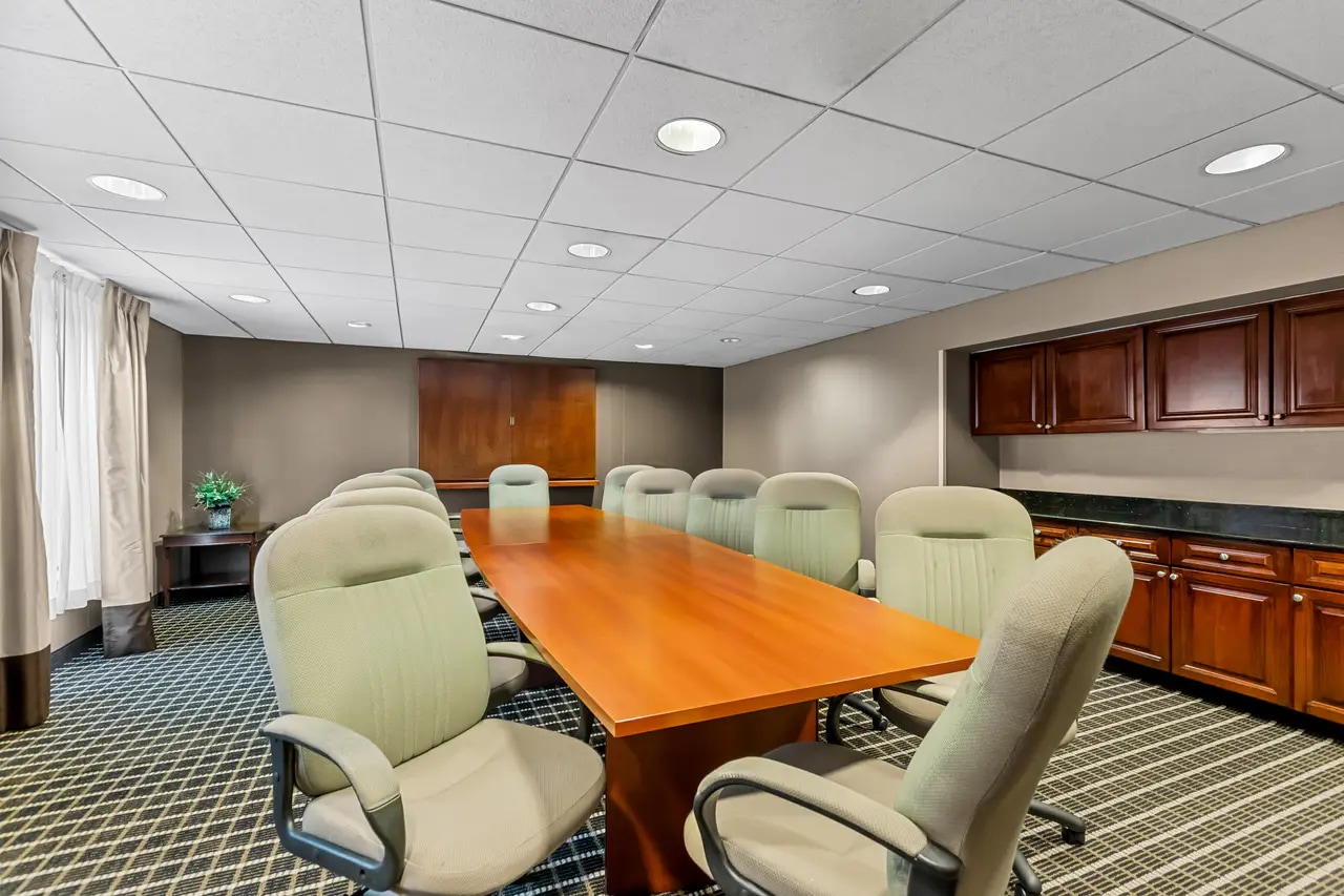 Meeting room | Comfort Inn, Somerset NJ Hotels
