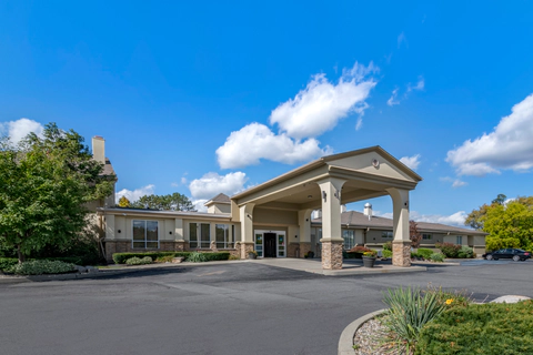 Hotel exterior | Comfort Inn, Glenmont NY Hotels