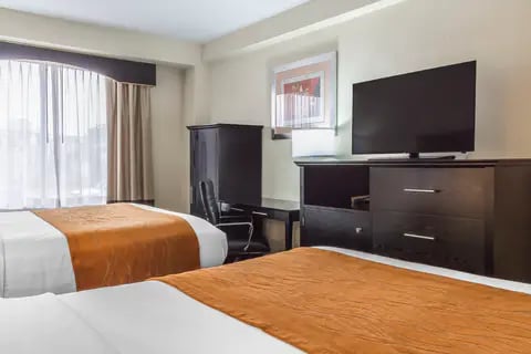 Guest room with two beds | Comfort Inn, Maspeth NY Hotels