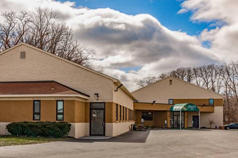 Hotel exterior | Quality Inn, Schenectady NY Hotels