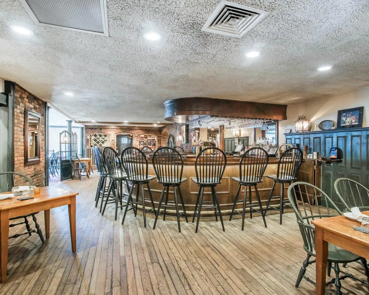 Restaurant and cocktail lounge