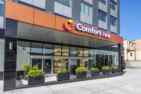 Hotel exterior | Comfort Inn, Brooklyn NY Hotels