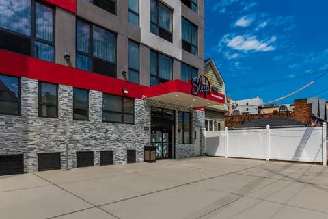 Hotel exterior | Sleep Inn, Brooklyn NY Hotels