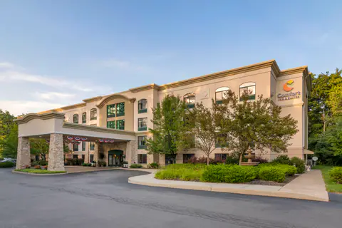 Hotel exterior | Comfort Inn, Lake-george NY Hotels