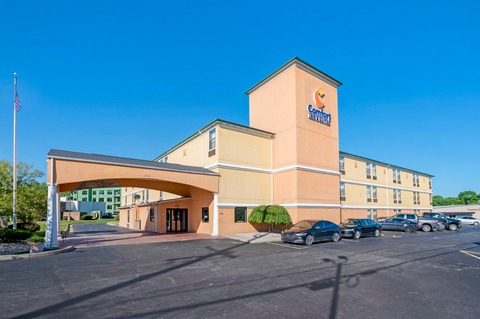 Hotel exterior | Comfort Inn, Cincinnati OH Hotels