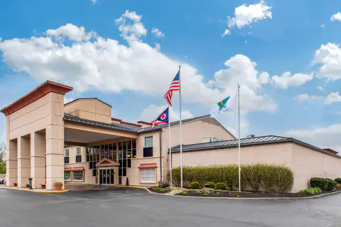 Hotel exterior | Quality Inn, Cincinnati OH Hotels