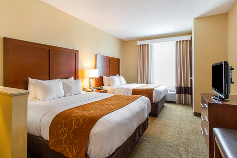 Suite | Comfort Suites, Twinsburg OH Hotels