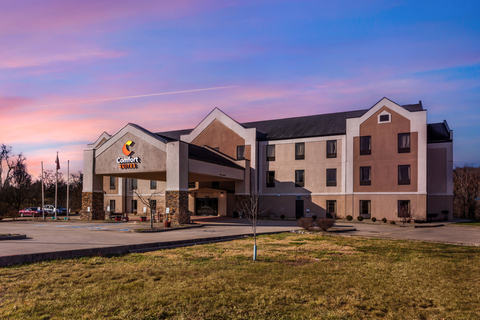 Twilight | Comfort Suites, South-point OH Hotels