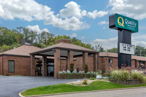 Hotel exterior | Quality Inn, Zanesville OH Hotels