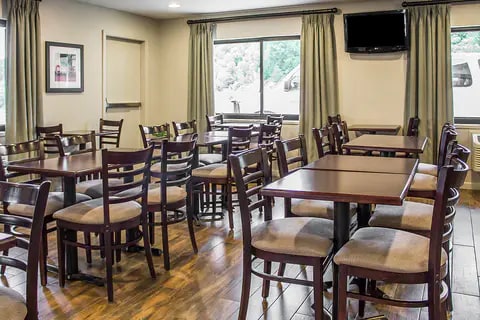 Free Breakfast | Quality Inn | Cambridge, OH
