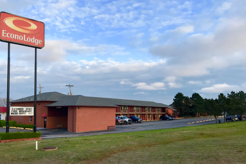 Hotel exterior | Econo Lodge, Purcell OK Hotels