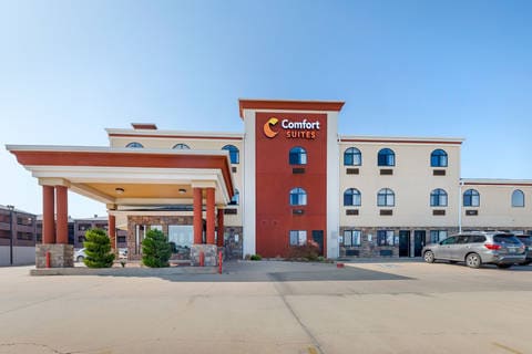 Hotel entrance | Comfort Suites, Oklahoma-city OK Hotels