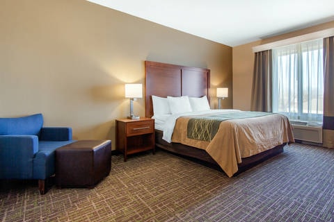 Guest room with king bed(s) | Comfort Inn, Norman OK Hotels