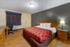 Guest room with king bed(s) | Econo Lodge, Pryor OK Hotels