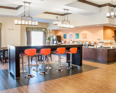 Breakfast room