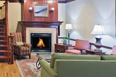 Lobby/Interior | Country, Tulsa OK Hotels