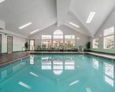 Spring has sprung - make a splash! | Comfort Suites, Corvallis OR Hotels