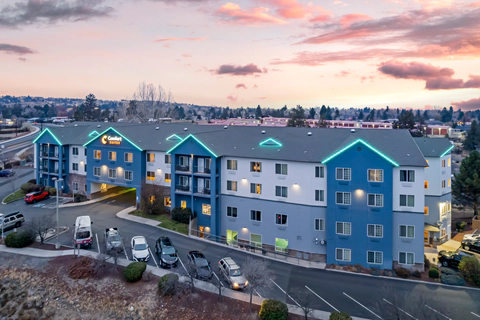 Hotel exterior | Comfort Suites, Redmond OR Hotels
