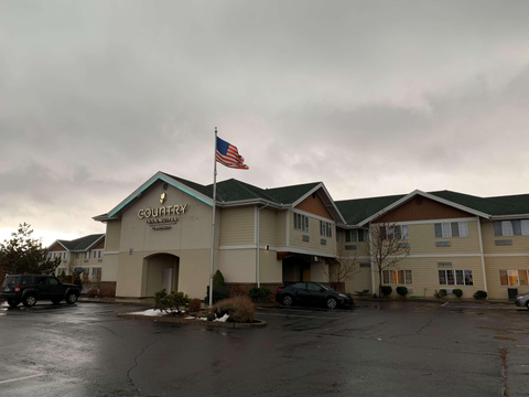 Exterior | Country, Bend OR Hotels