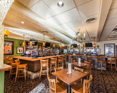 On-site restaurant | Quality Inn and Suites, Erie PA Hotels